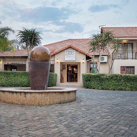 Three Oaks And An Aloe Boutique Hotel ハートビーズポート エクステリア 写真