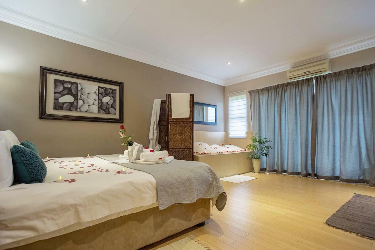 Three Oaks And An Aloe Boutique Hotel ハートビーズポート エクステリア 写真